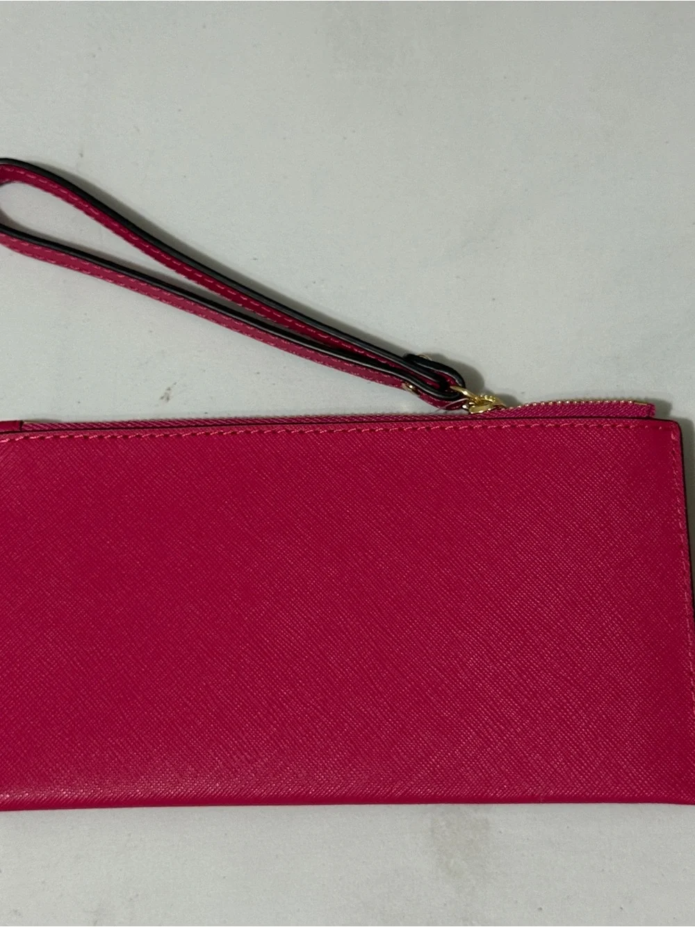 Michael Kors Jet Set Medium Saffiano Leather Crossover Wristlet in Hot Pink New
